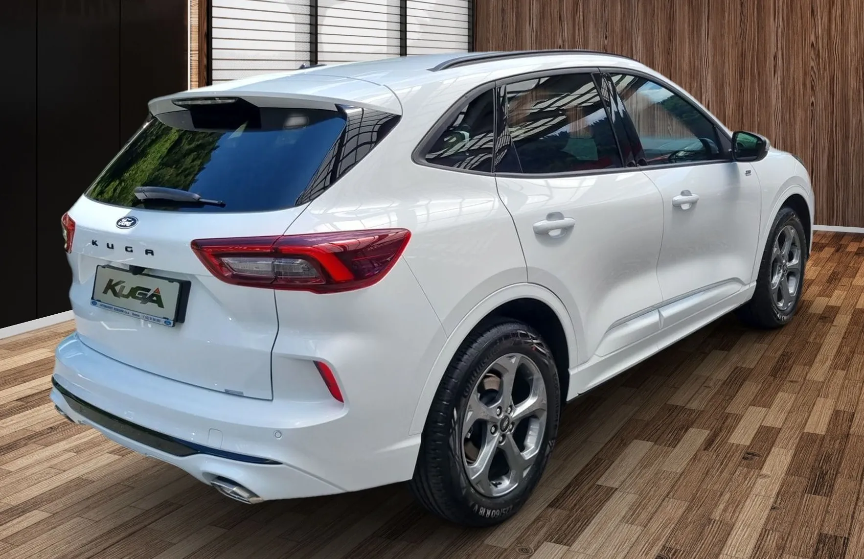 Zunanja slika - Ford Kuga - ST-LINE 1.5 EcoBoost 186KM A8 - 4