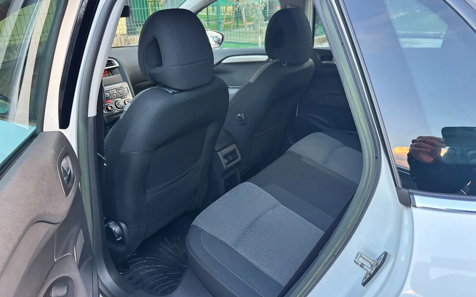 Zunanja slika - Citroën C4 - 1,6 HDi Furio - 10