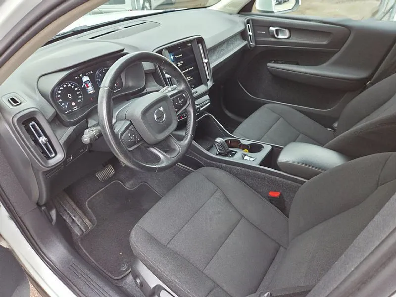 Zunanja slika - Volvo XC40 - 1.5T2 Momentum Core AUTOMATIC-FULLLED-NAVI-KAMERA - 7