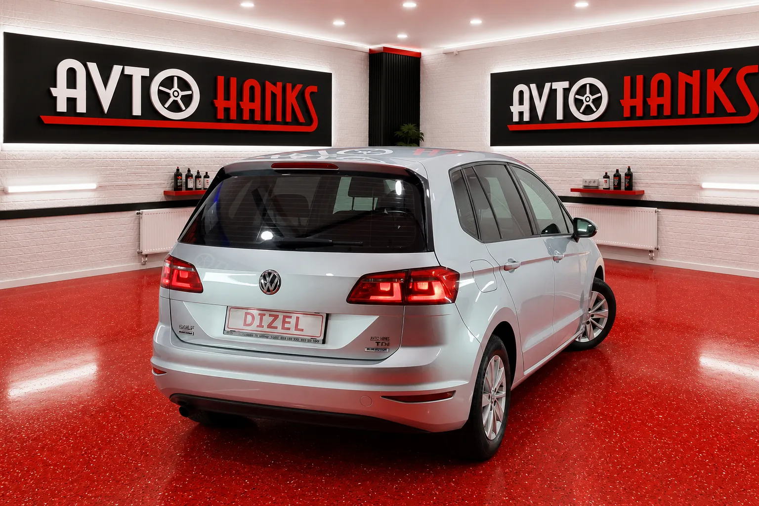 Notranja slika - Volkswagen Golf Sportsvan - 1.6 TDI BMT.BREZ POLOGA DO 7 LET.VELIKI SERVIS O.. - 9