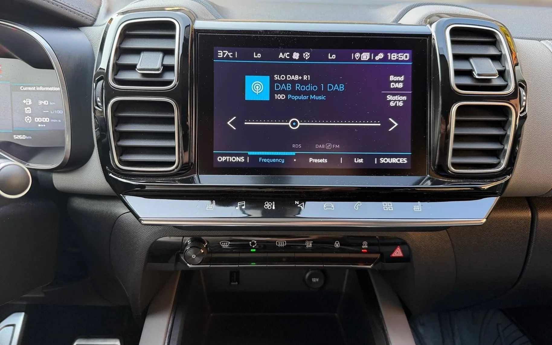 Notranja slika - Citroën C5 Aircross - BlueHdi 130 S S Shine Avt. - 9