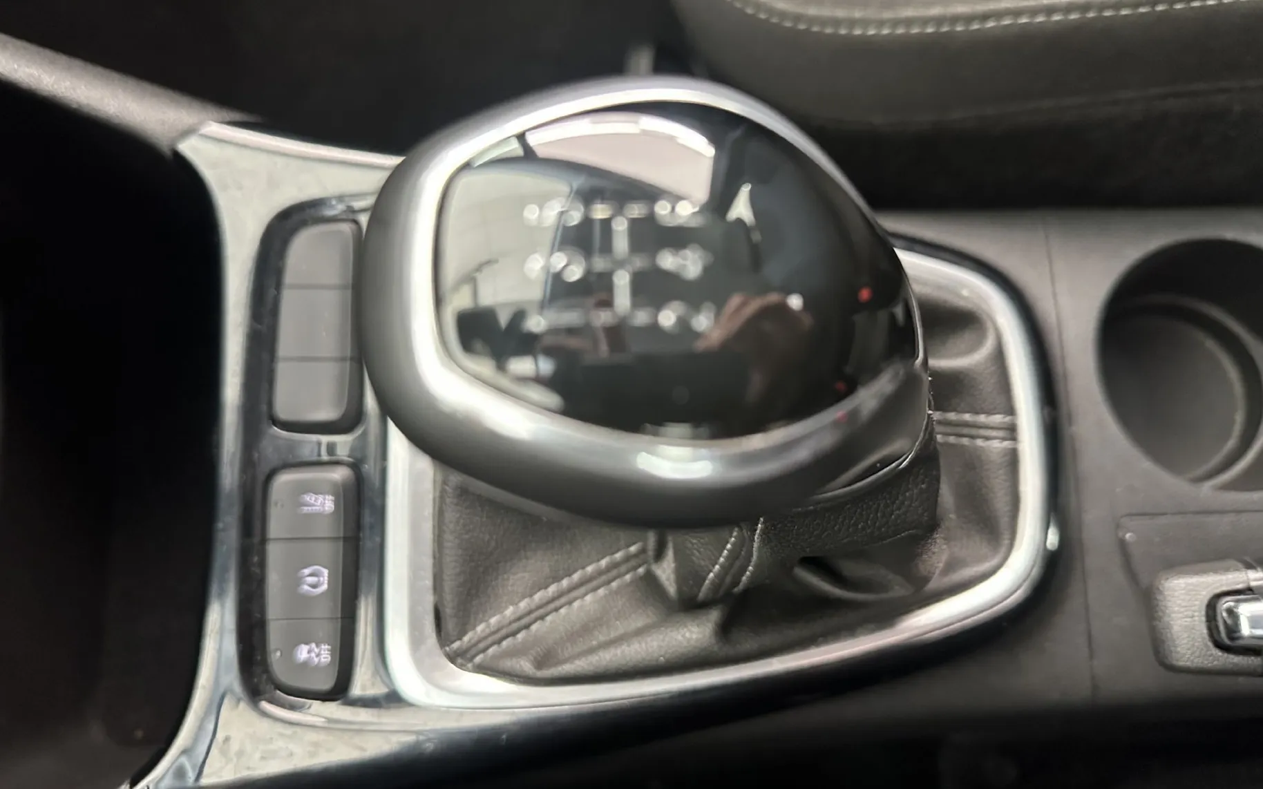 Zunanja slika - Opel Crossland X - 1.2 61KW.1 lastnik.12 mesečno jamstvo - 12