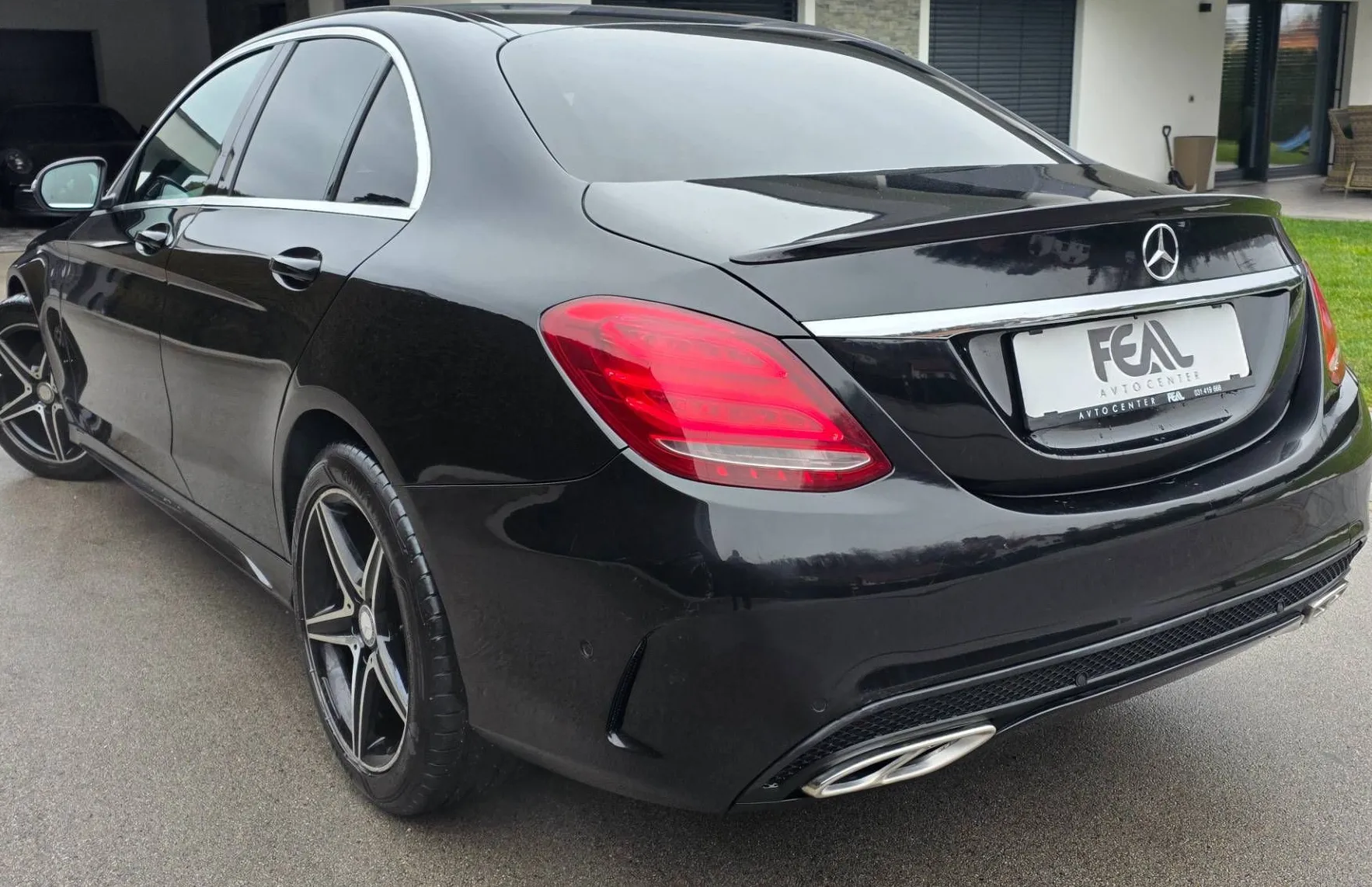 Zunanja slika - Mercedes-Benz C-Razred - 250CDI-AVT-AMG LINE-1 LASTNIK-SERVISNA KNJIGA-ACC - 3