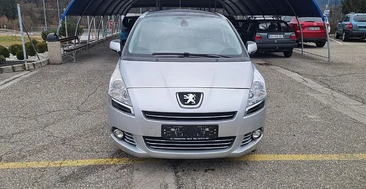Zunanja slika - Peugeot 5008 - 1.6 HDI - 2