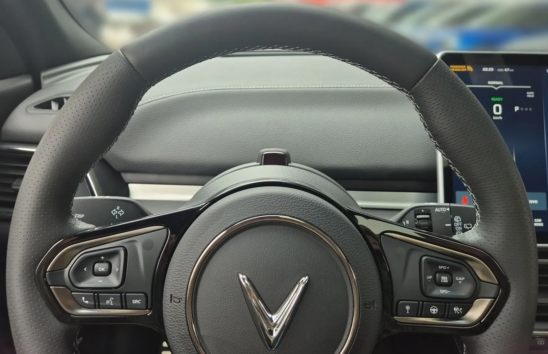 Zunanja slika - Vinfast VF8 - ECO 87.7kWh 350PS AWD - GRATIS POLNILNICA 22KW - 11