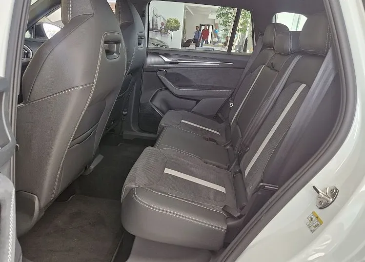 Zunanja slika - Škoda Kodiaq - 2.0 TDI DSG 4x4 142kW Sportline - 5
