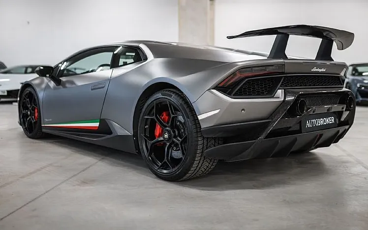 Zunanja slika - Lamborghini Huracan - LP 640-4 Performante VSA OPREMA - 7