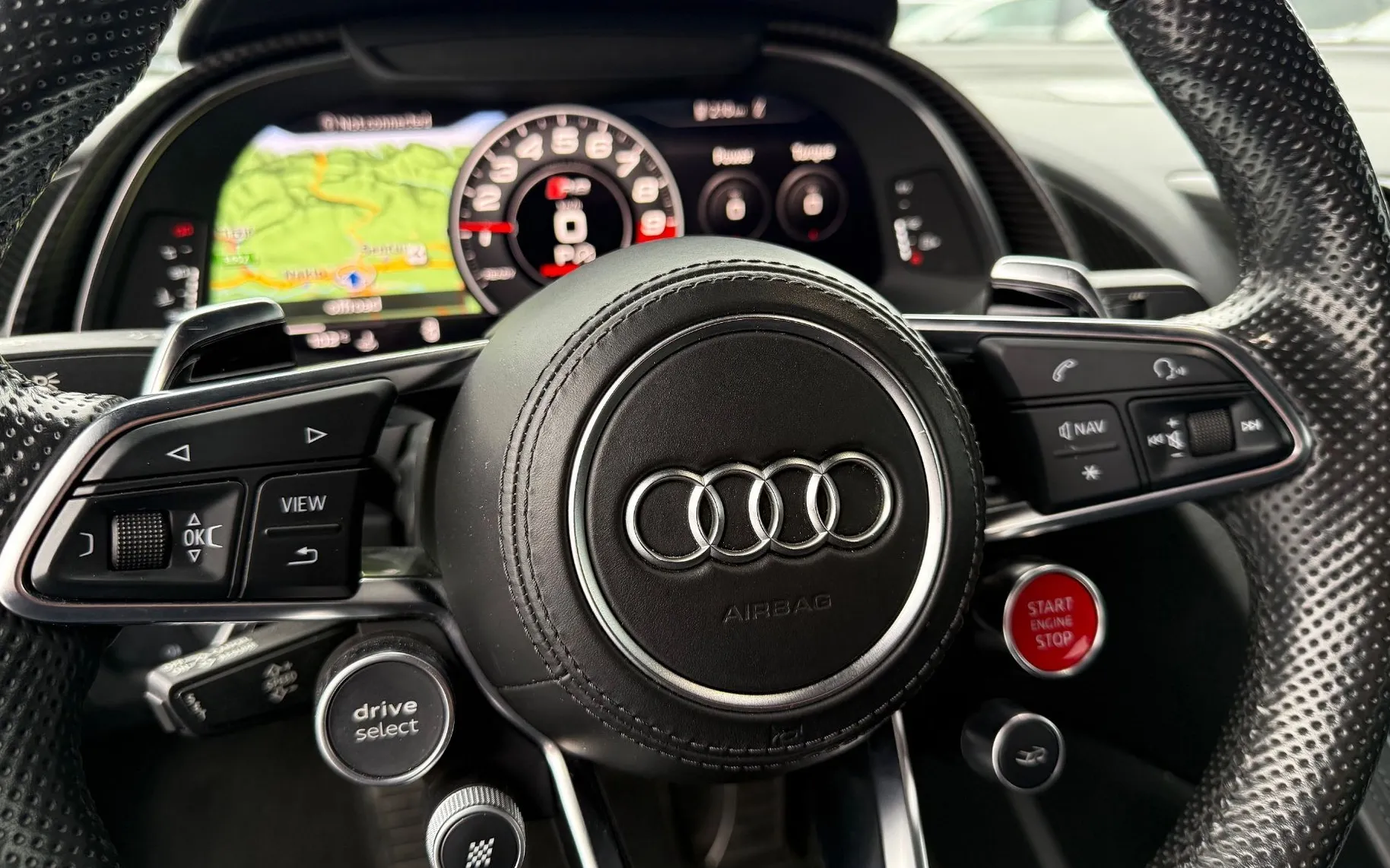 Zunanja slika - Audi R8 - V10+ 5.2 FSI Quattro BLACK MATRIX CARBON CERAMICA - 18