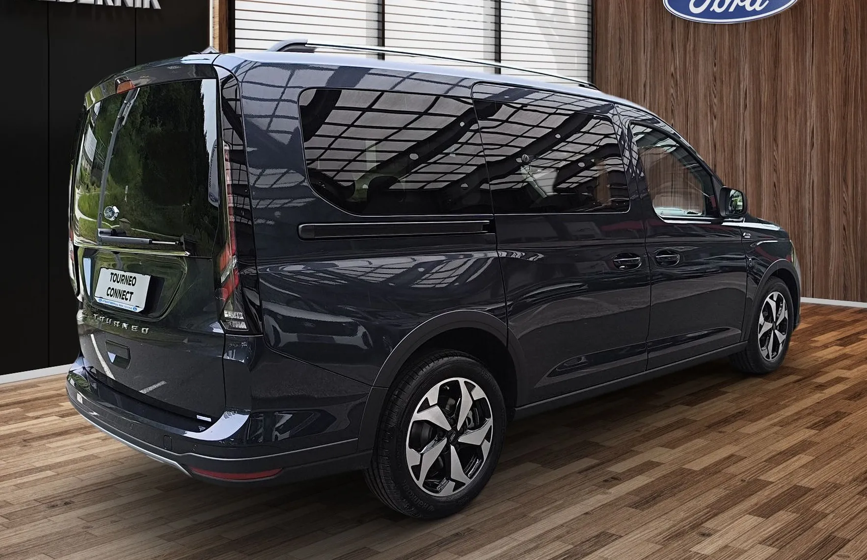 Zunanja slika - Ford Tourneo Connect - ACTIVE 2.0 TDCi EcoBlue 122PS A7 L2 7SED - 4