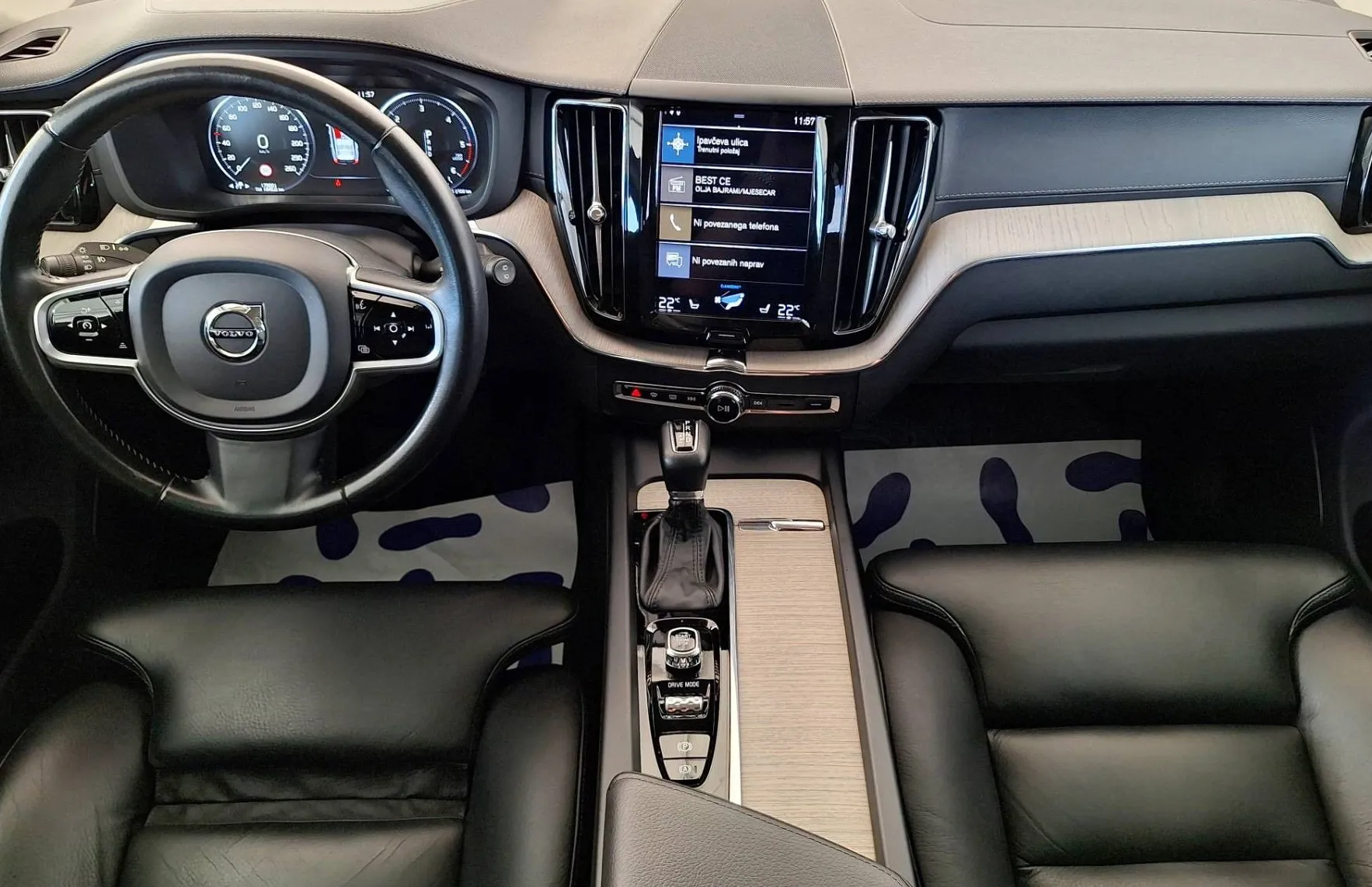 Zunanja slika - Volvo XC60 - D4 Inscription•VL.KLJUKA•MEMORY•SLOVENSKO POREKL.. - 11
