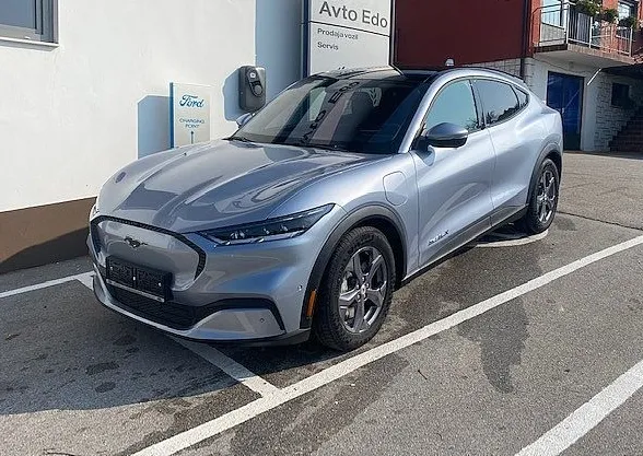Zunanja slika - Ford Mustang Mach-e - 75.7kWh 198kW samodejni zadnji RWD AKCIJSKA CENA - 2