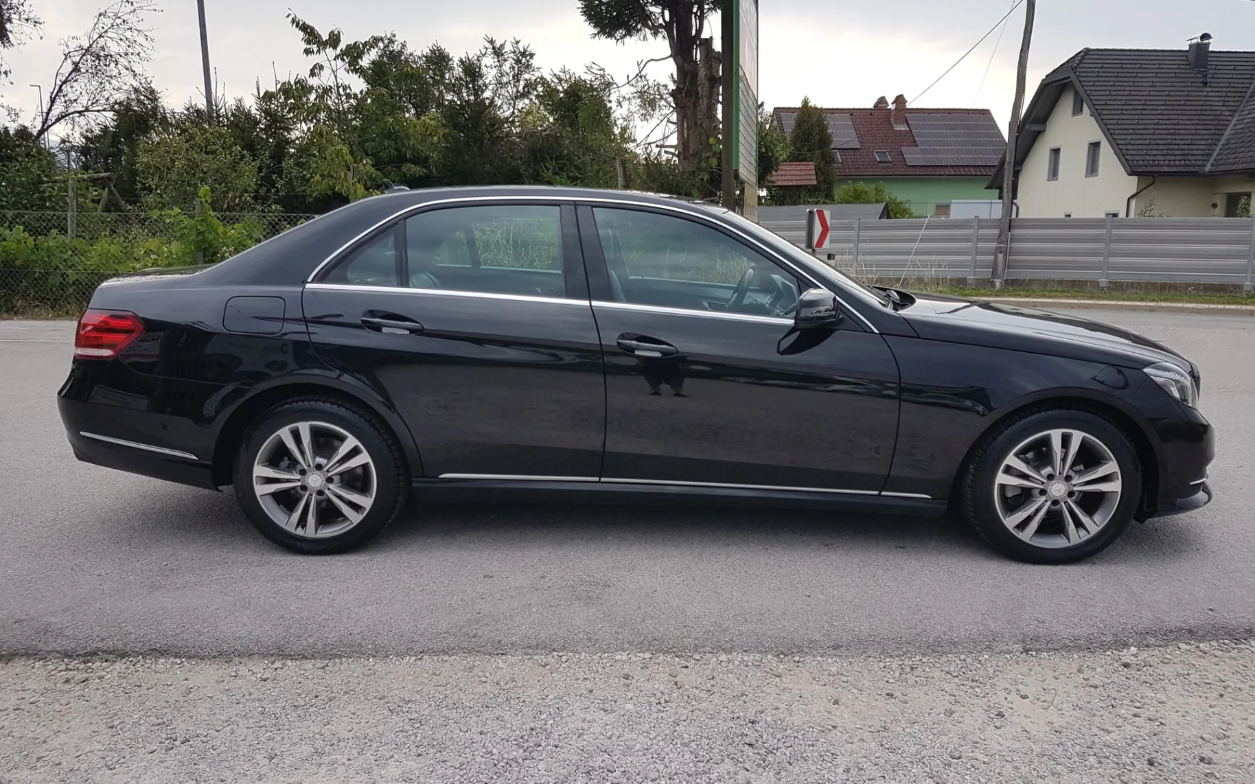 Zunanja slika - Mercedes-Benz E-Razred - 220 CDI AUT. - 6