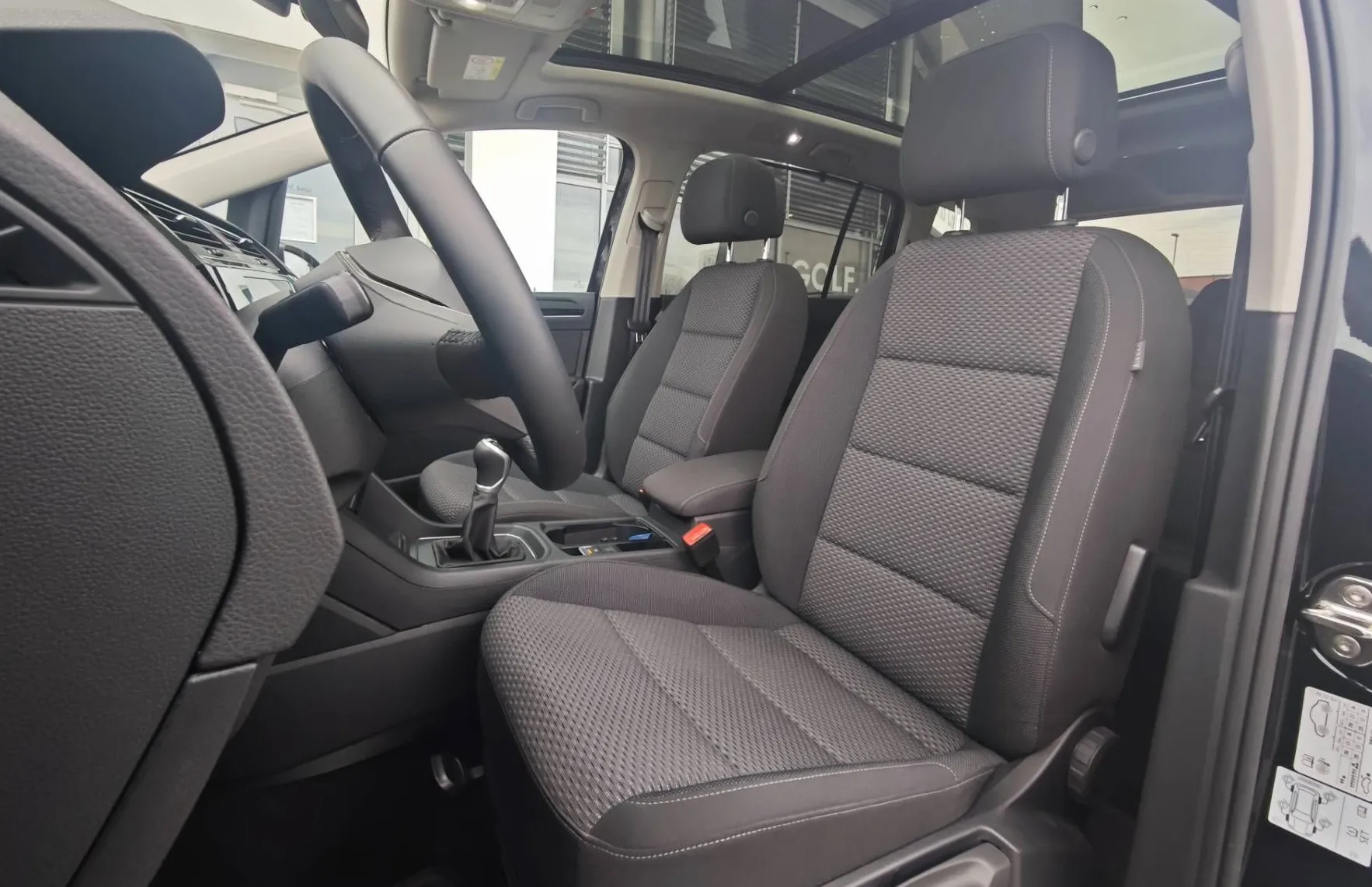 Zunanja slika - Volkswagen Touran - 2.0 TDI 4 ALL |PANORAMA|NAVI|FULL LED| - 8