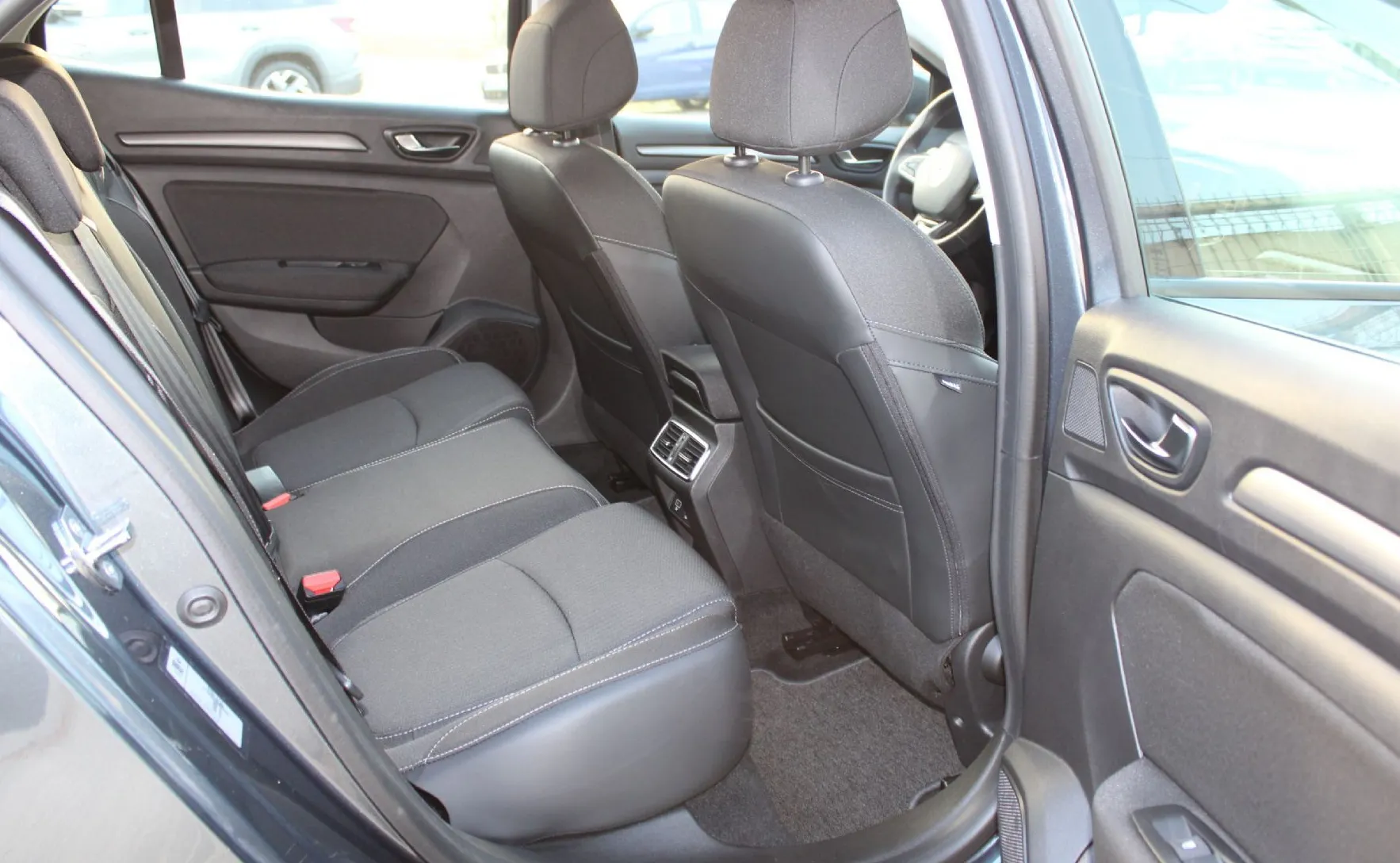 Zunanja slika - Renault Mégane - Megane Blue dCi 115 BUSINESS NAVI-PDC-LED-LINE ASSIST - 13