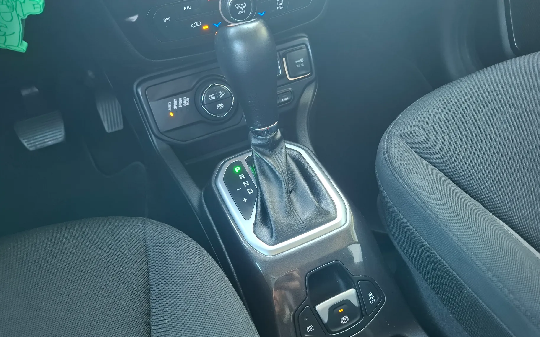 Zunanja slika - Jeep Renegade - 4xe eAWD 1.3 PHEV Limited Avtomatik - TOP OPREMA - 13