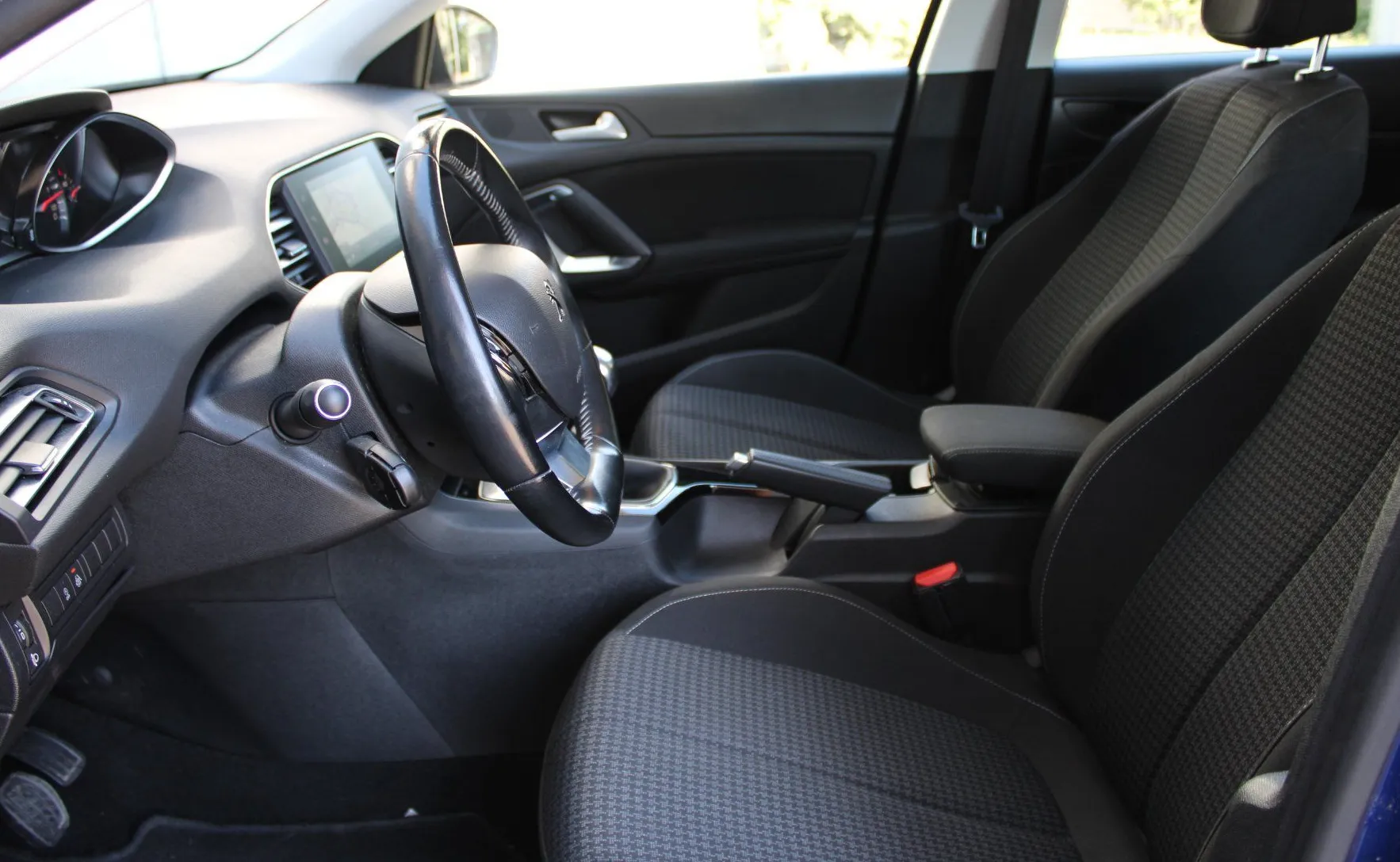 Zunanja slika - Peugeot 308 - SW 1.5 BlueHDi 100 S&S Business - 12