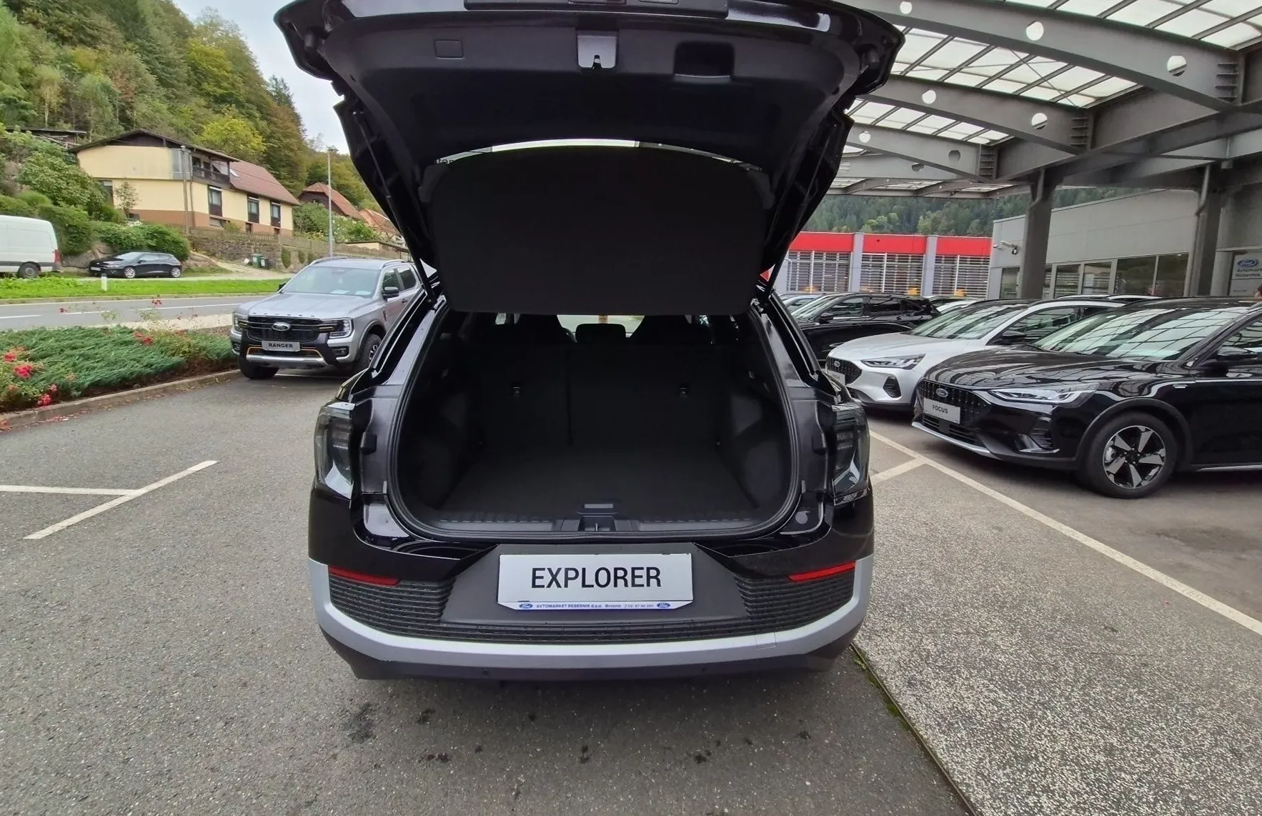 Zunanja slika - Ford Explorer - EV elektromotor 52 kWh 170 PS Style - 9