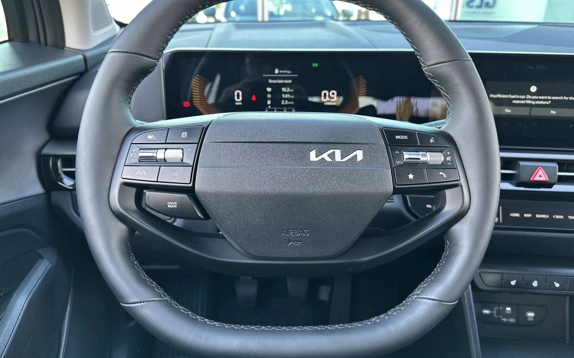 Notranja slika - KIA Sportage - 1.6 T-GDi LX Fresh. 6 M T... - 14