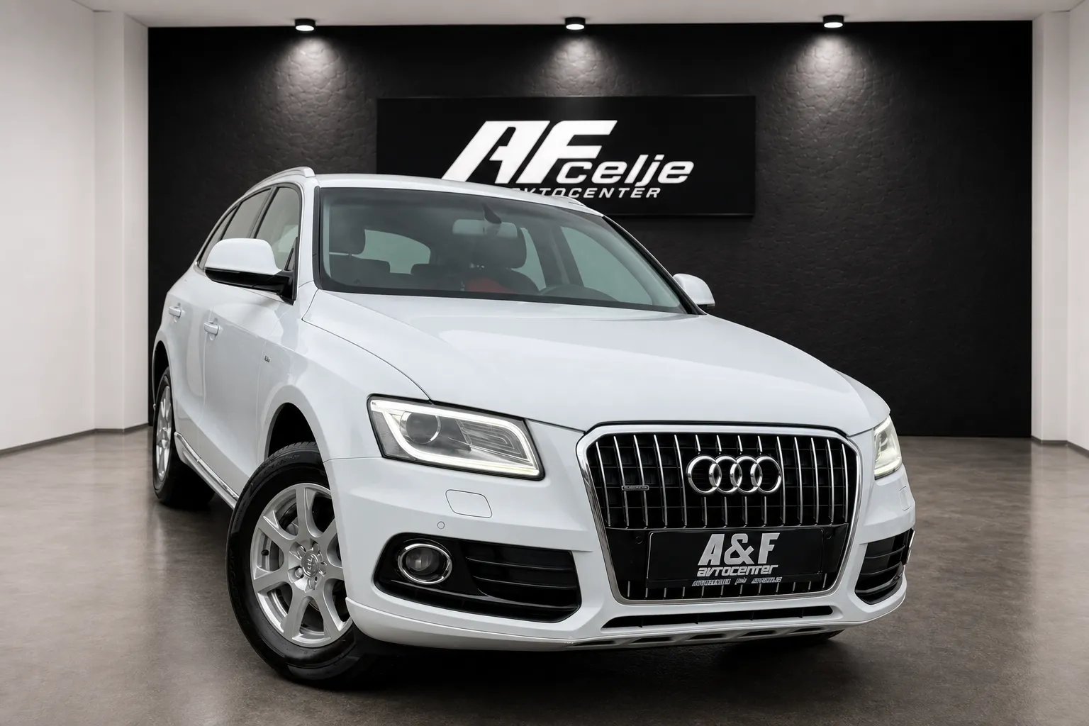 Zunanja slika - Audi Q5 - 2.0 TDI-Q-4X4-AUT-XENON+LED-LIZING ZA TUJCE- - 7