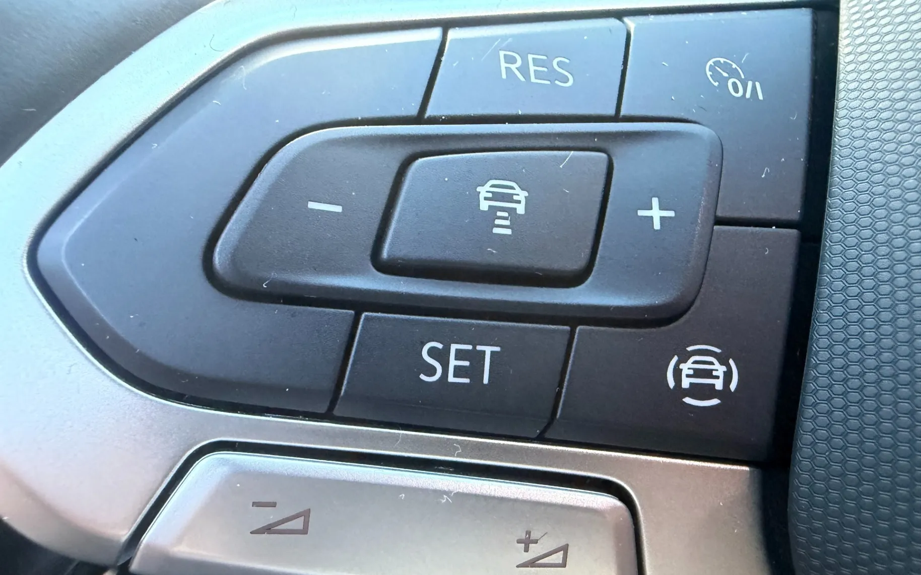 Zunanja slika - Volkswagen Passat - Variant 2,0 TDI BMT SCR Business DSG - 20