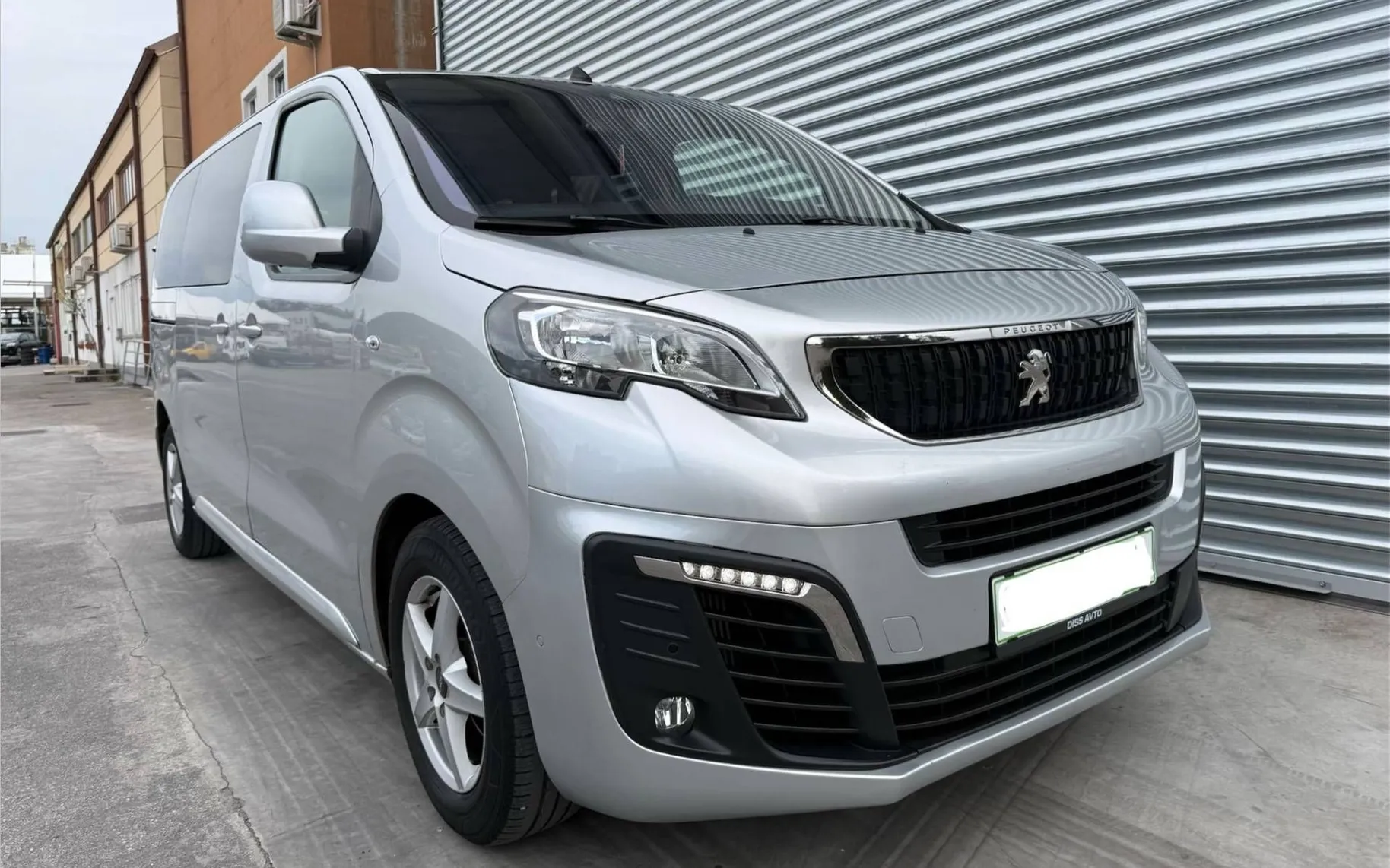 Zunanja slika - Peugeot Traveller - 2.0 HDI 9-SEDEZEV... IZKAZAN DDV - 2