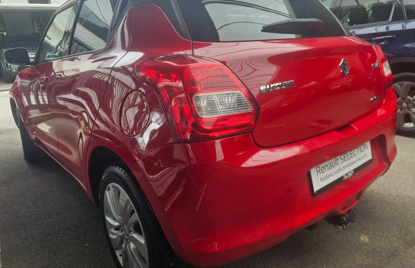Zunanja slika - Suzuki Swift - 1.2 VVT AllGrip Premium - 4