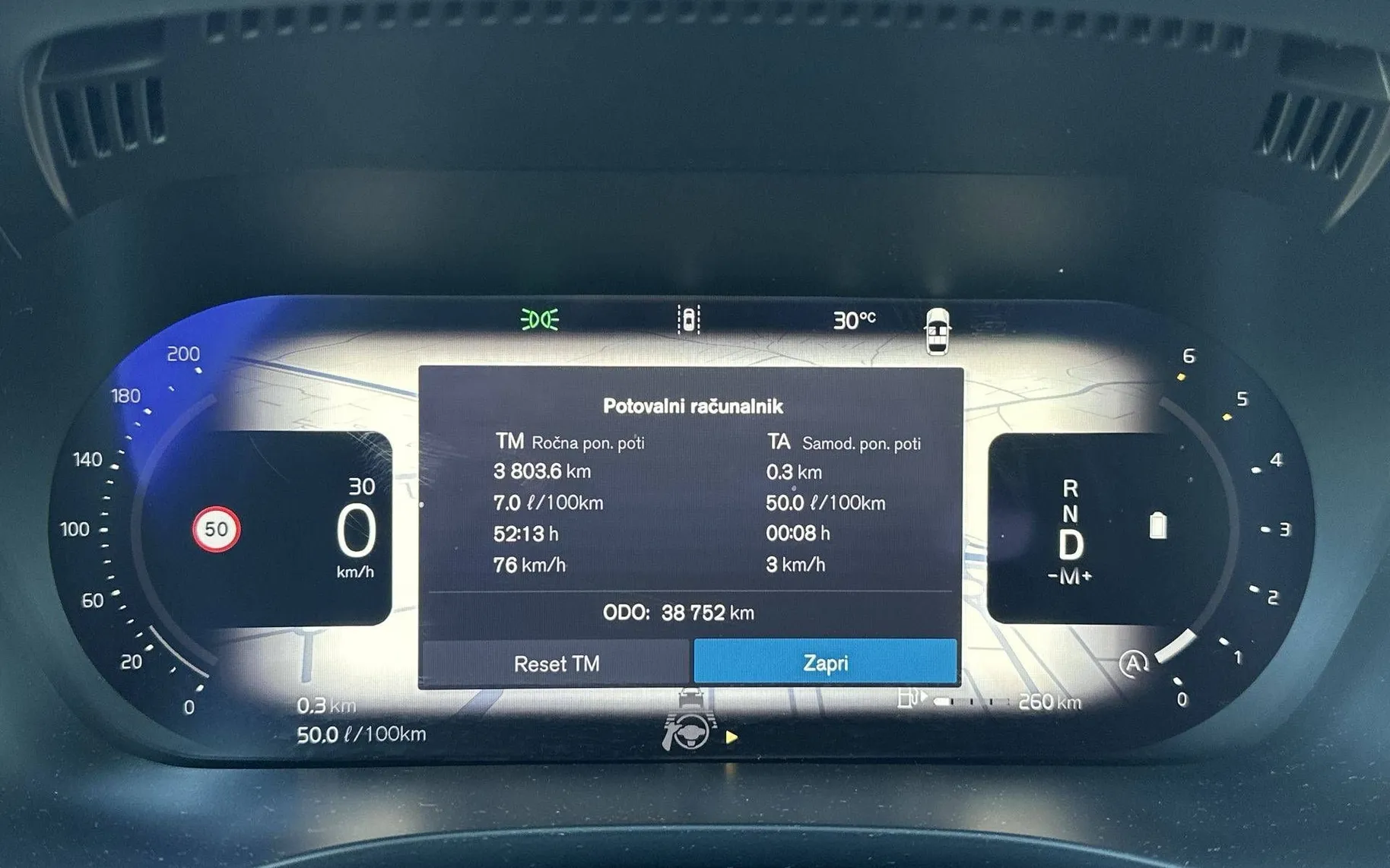 Notranja slika - Volvo XC60 - B4 AWD MILD HYBRID DIESEL ULTIMATE DARK - 15