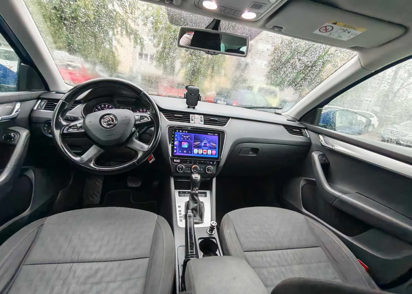 Notranja slika - Škoda Octavia - Combi 1.6 TDI - 8