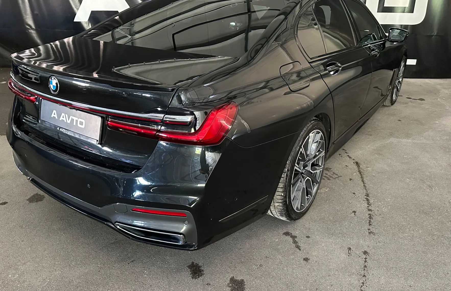 Zunanja slika - BMW Serija 7 - : 740d xDrive Avt.-STR.OKNO-SOFT CLOSE-LASER-ZRAČNO - 6