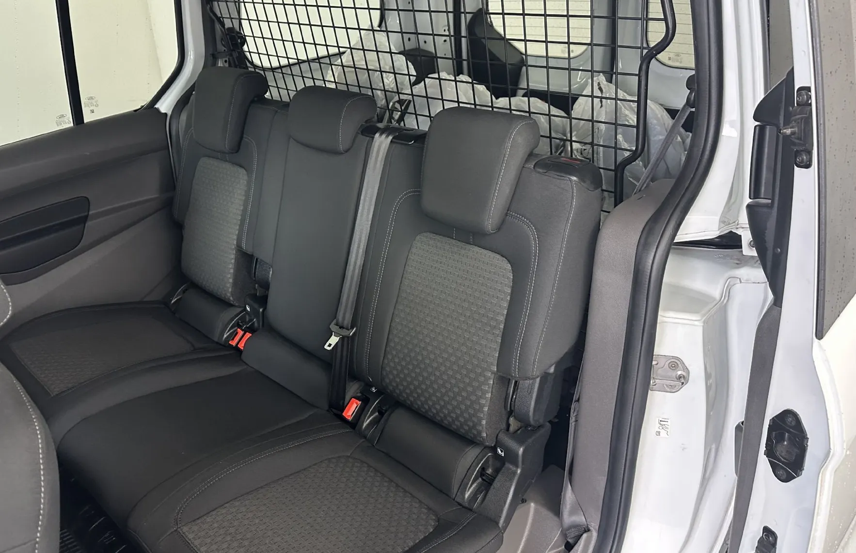 Zunanja slika - Ford Tourneo Connect - L2 Autm.88kW.NEMŠKI+4 GUME.KAMERA.GRE.SED.KLJUKA - 6