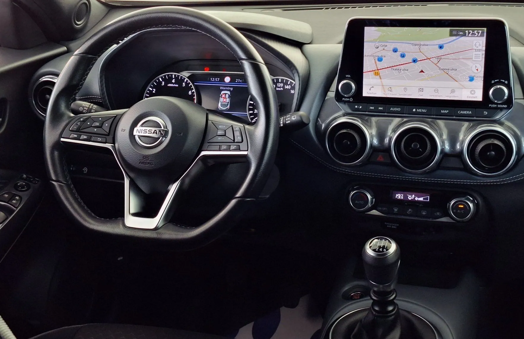 Zunanja slika - Nissan Juke - 1.0 DIG-T N-Connecta•Slovensko vozilo•NAVI•KAMER.. - 10