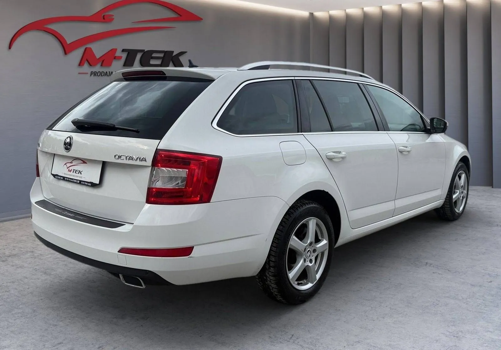 Zunanja slika - Škoda Octavia - Combi 2.0 TDI Elegance - 6