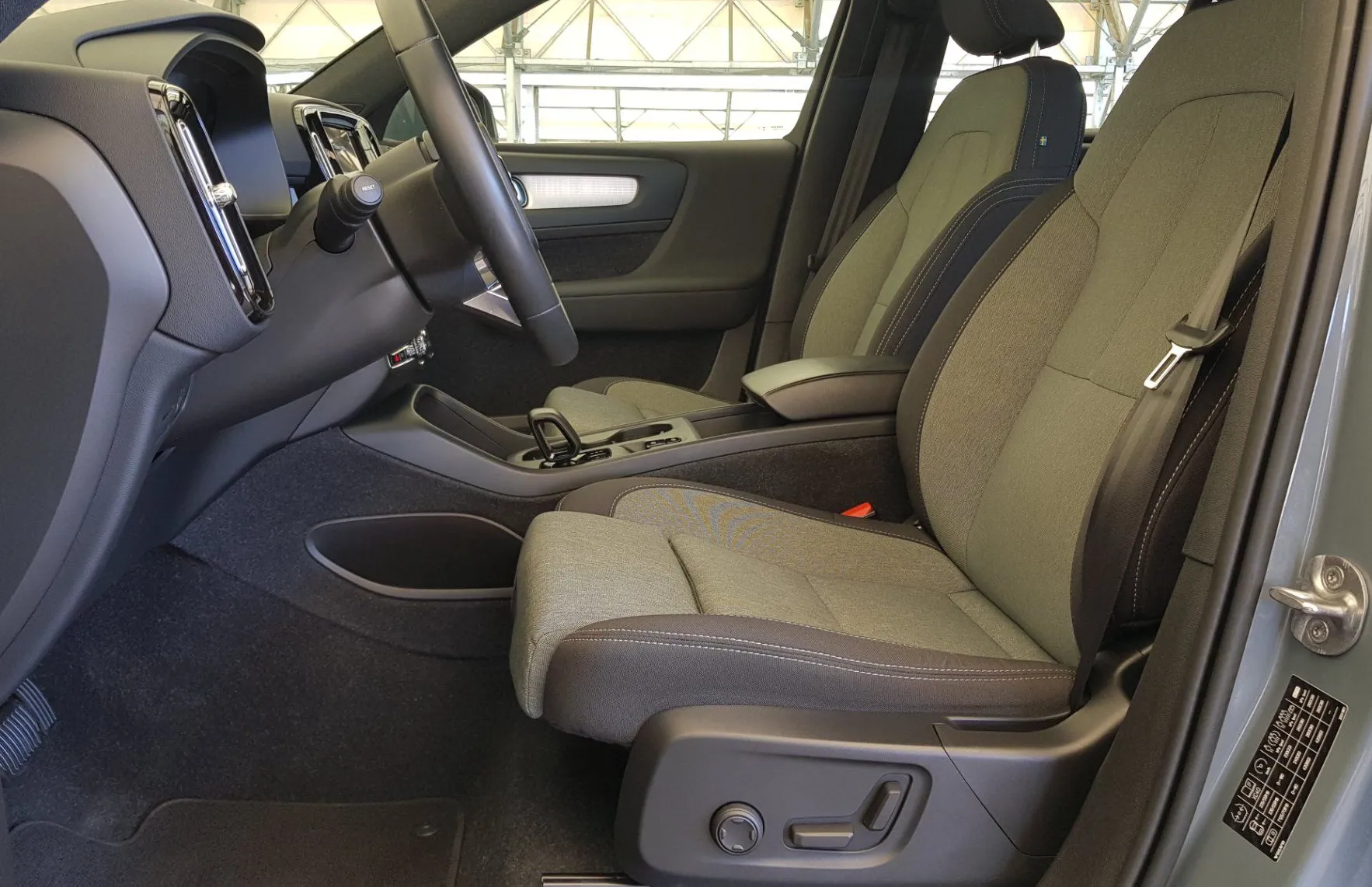 Zunanja slika - Volvo XC40 - T4 Recharge Twin Engine Inscription KAMERA PRIKLOP - 8