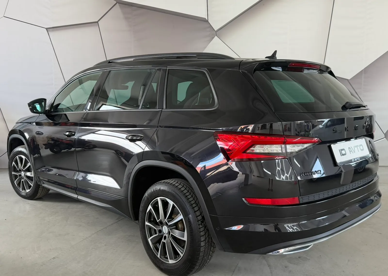 Zunanja slika - Škoda Kodiaq - 4x4 2,0 TDI L&K DSG - 3