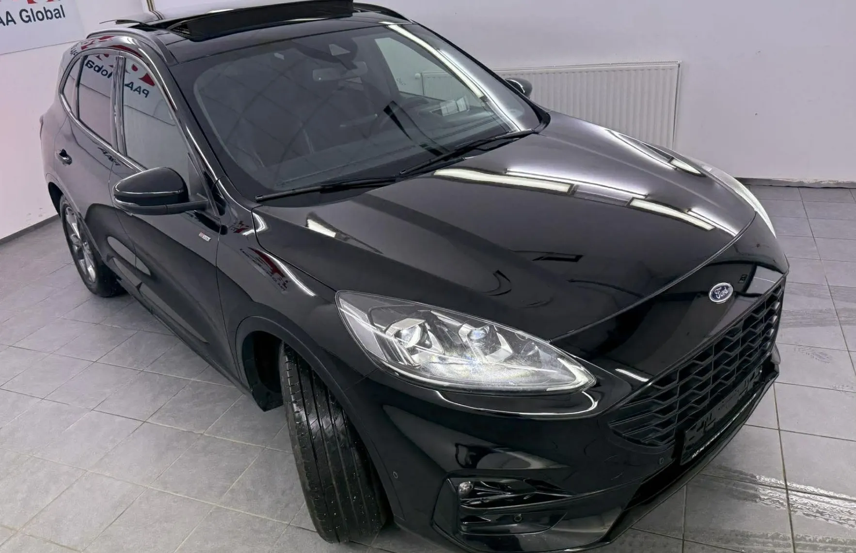 Zunanja slika - Ford Kuga - 2.5 Duratec PHEV ST-Line CVT KAMERA.NAVI.LED.ALU. - 2