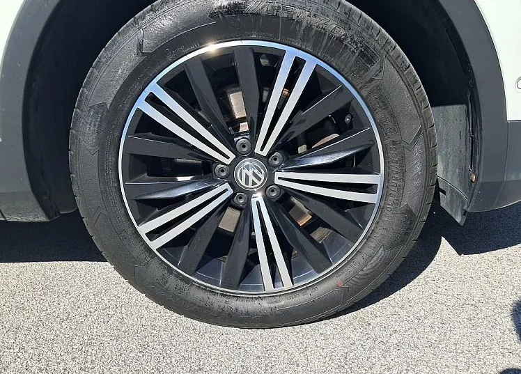 Zunanja slika - VW Tiguan - 2.0 TDI 4x4 Highline 140kW-190KM DSG - 12