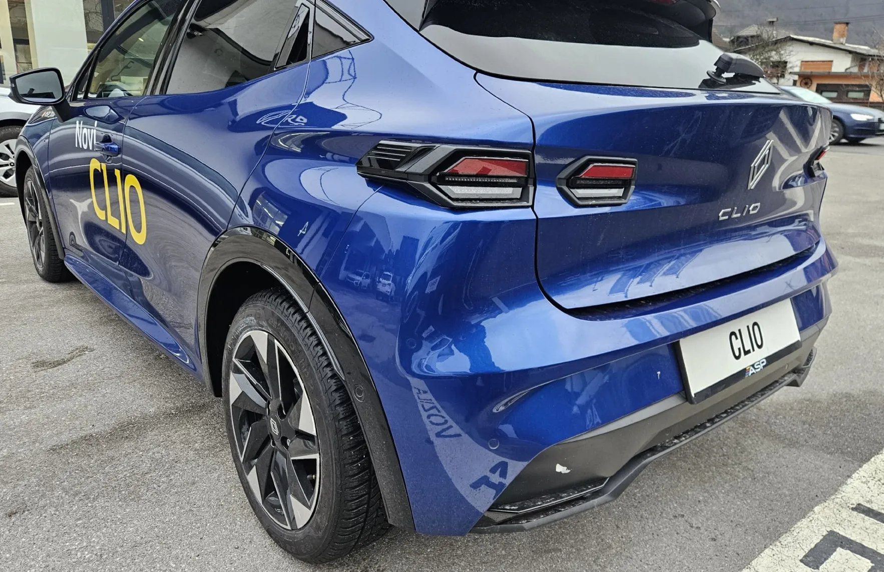 Zunanja slika - Renault Clio - techno TCE 115 - 2