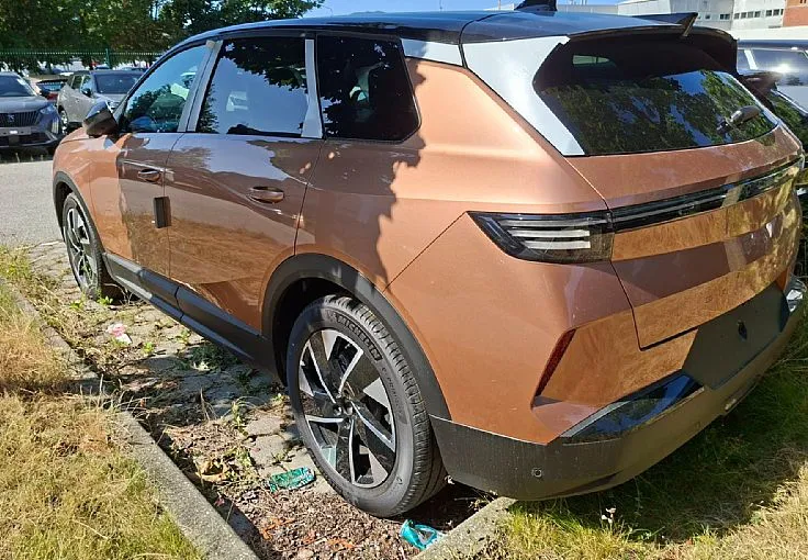 Zunanja slika - Opel Grandland - Elektro GS 73 kWh - 4