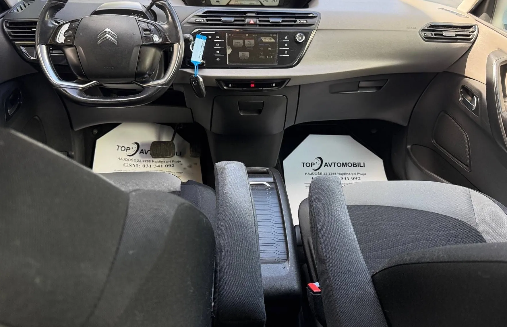 Zunanja slika - Citroën C4 - Picasso 1.6 e-HDi  NAVI PDC TEMPOMAT REDNO SERVISIRAN... - 18