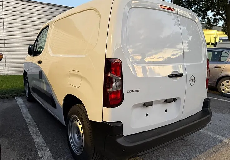 Zunanja slika - Opel Combo - L1 1.5 - 3