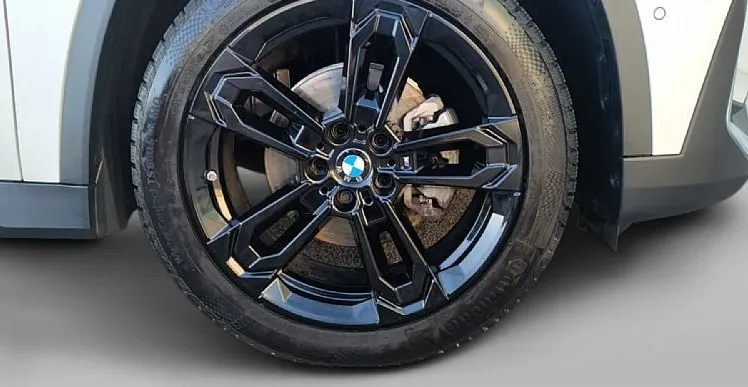 Zunanja slika - BMW X1 - serija :  xDrive20d AT ACC - LED - MRTVI KOTI - 10