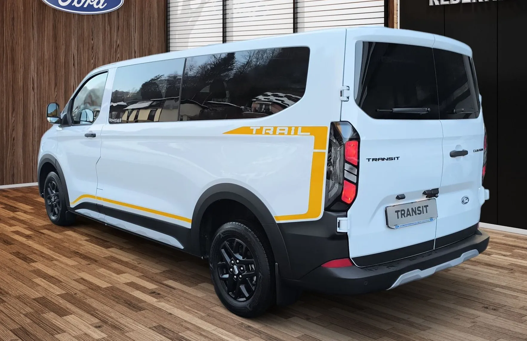 Zunanja slika - Ford Transit Custom - KOMBI TRAIL 2.0 TDCi 150 KM M6 L2H1 -ZALOGA - 5