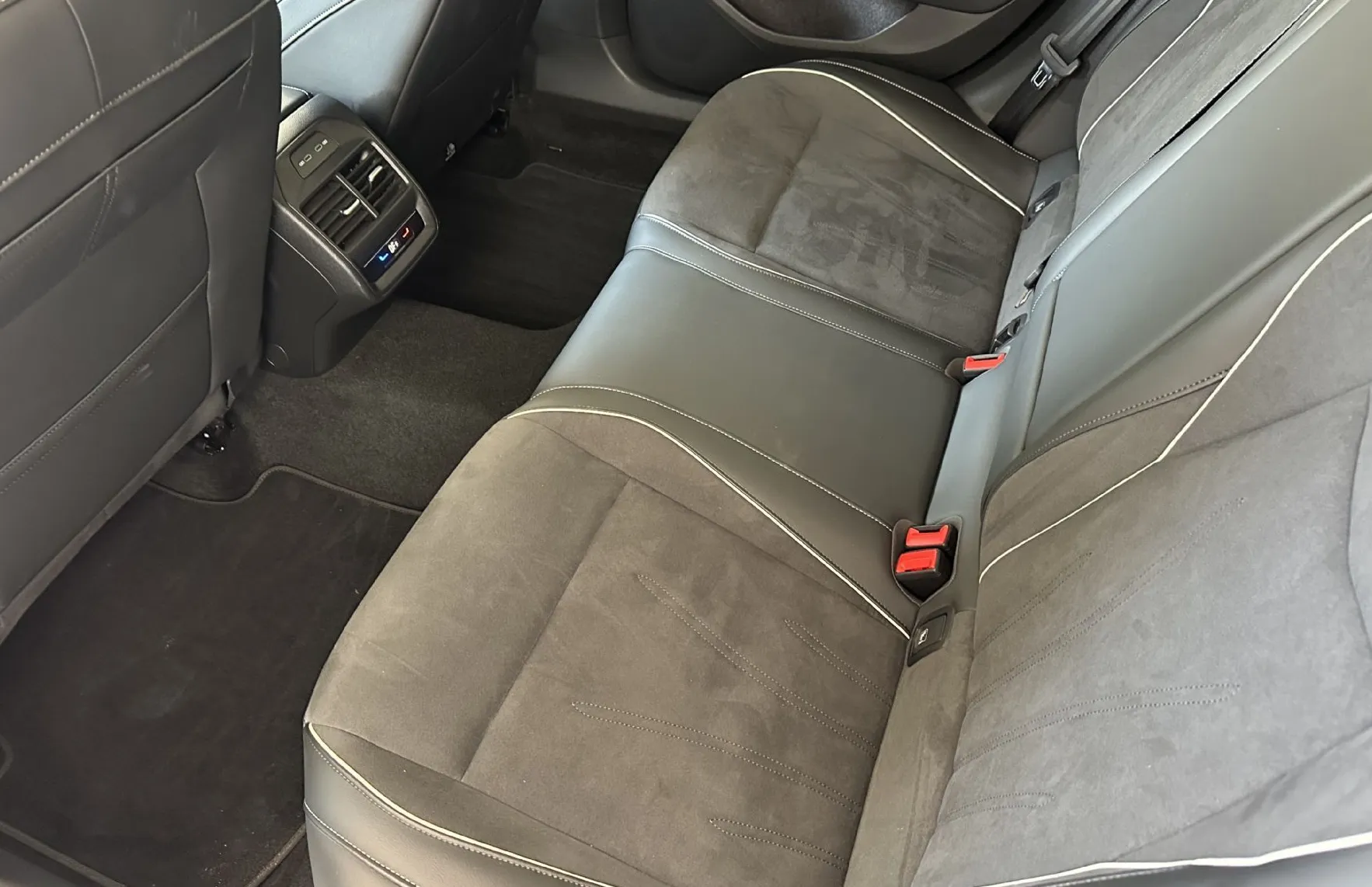 Zunanja slika - Volkswagen Passat - Variant 1.5 TSI e DSG.ELEGANCE.KAMERA.110 KM NA ELEKTRIKO - 5