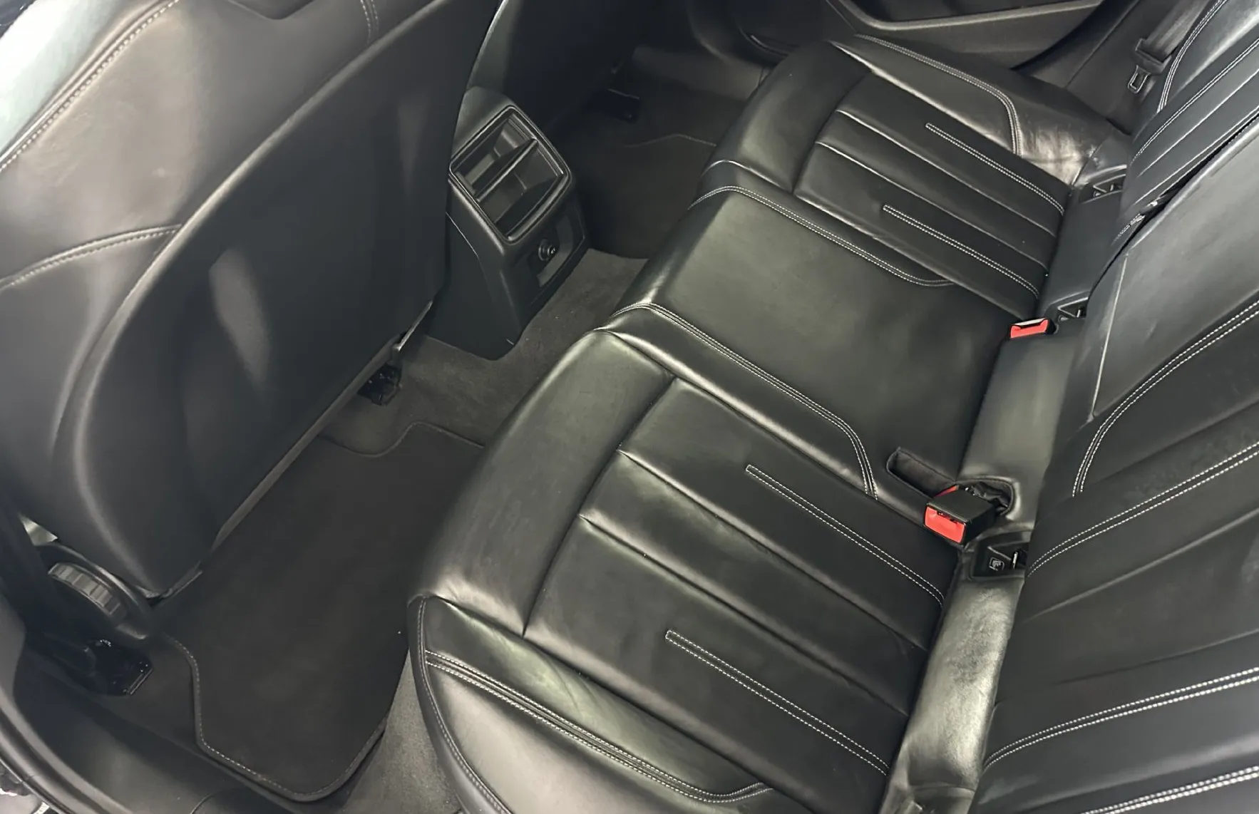 Zunanja slika - Audi A4 - Avant 30 TDI S line S tronic.KAMERA.NAVI.LED.USNJE.ALU - 5