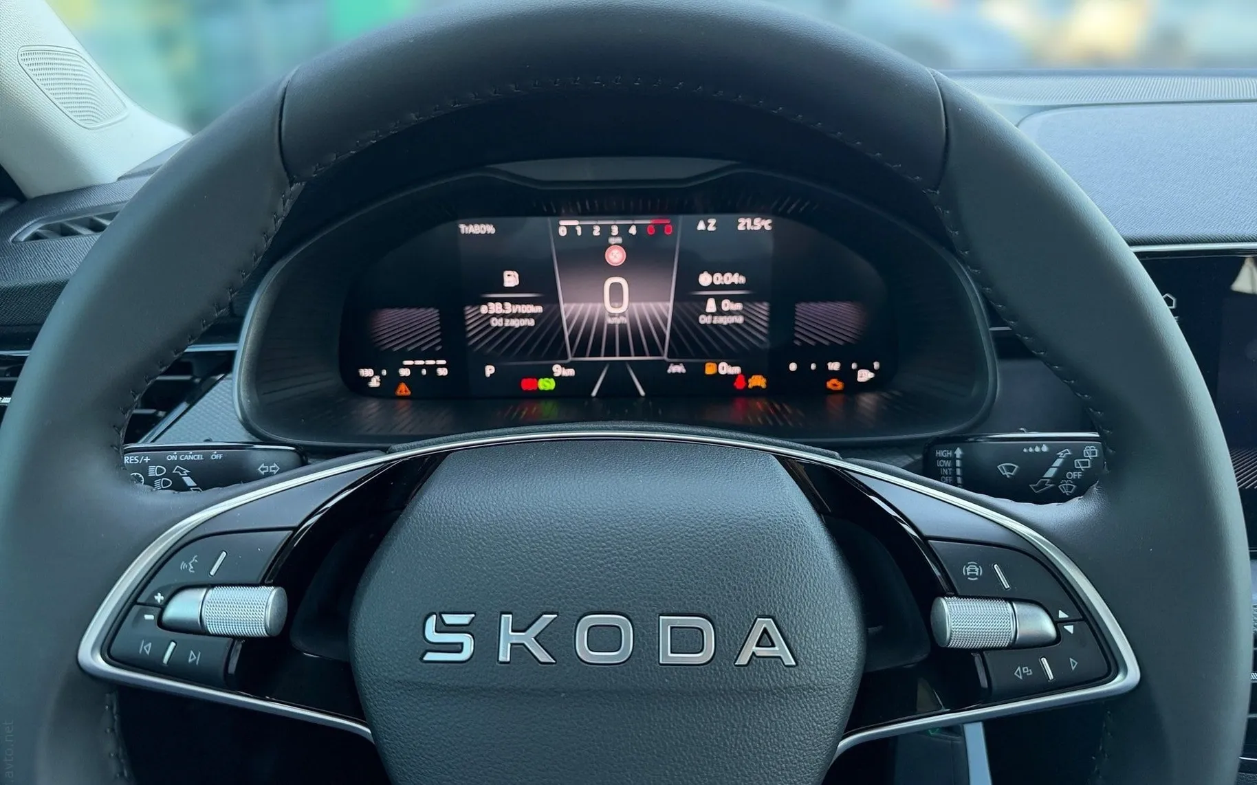 Notranja slika - Škoda Kamiq - 1.0 TSI Easy DSG... - 8