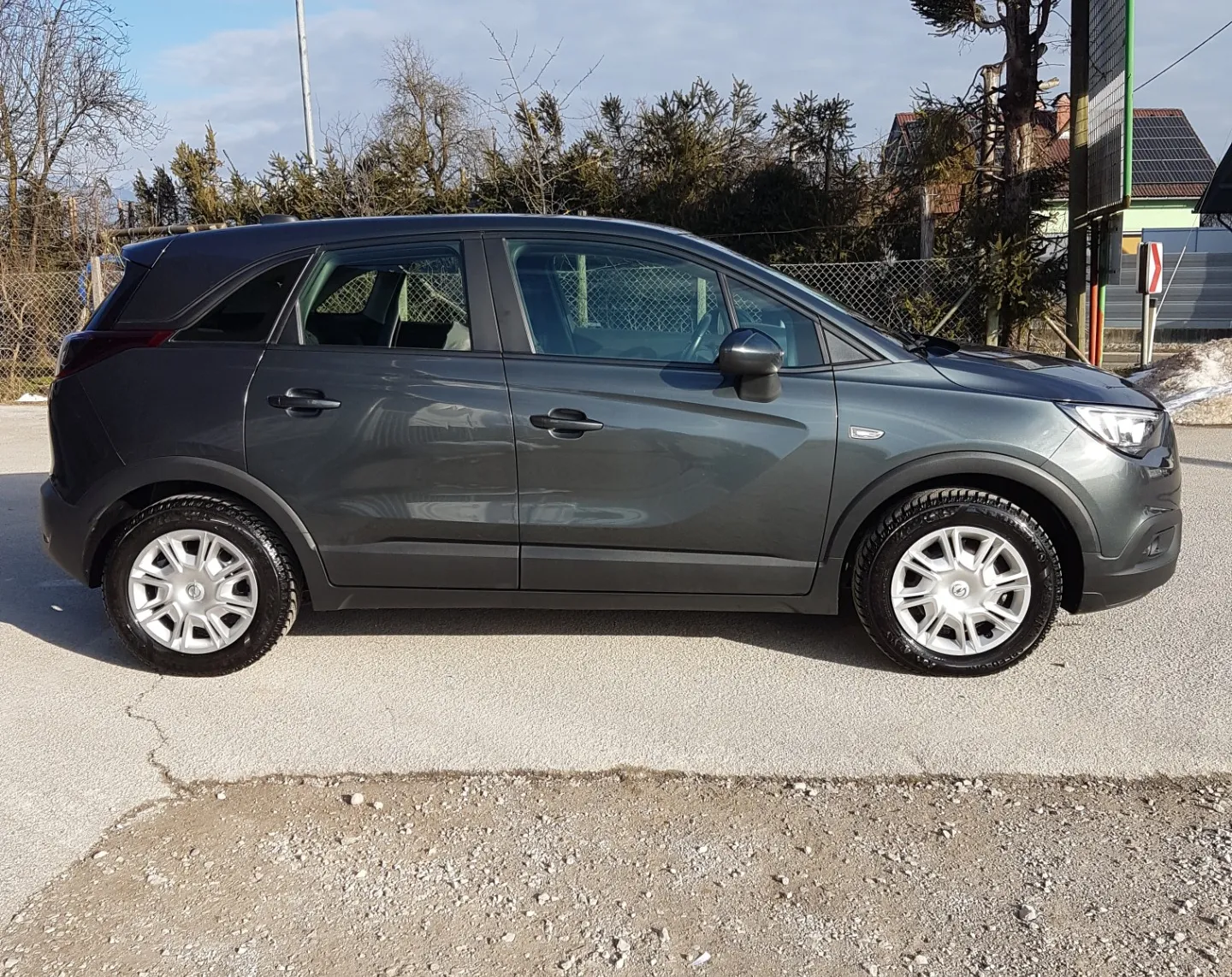 Zunanja slika - Opel Crossland X - 1,6 CDTi - 11