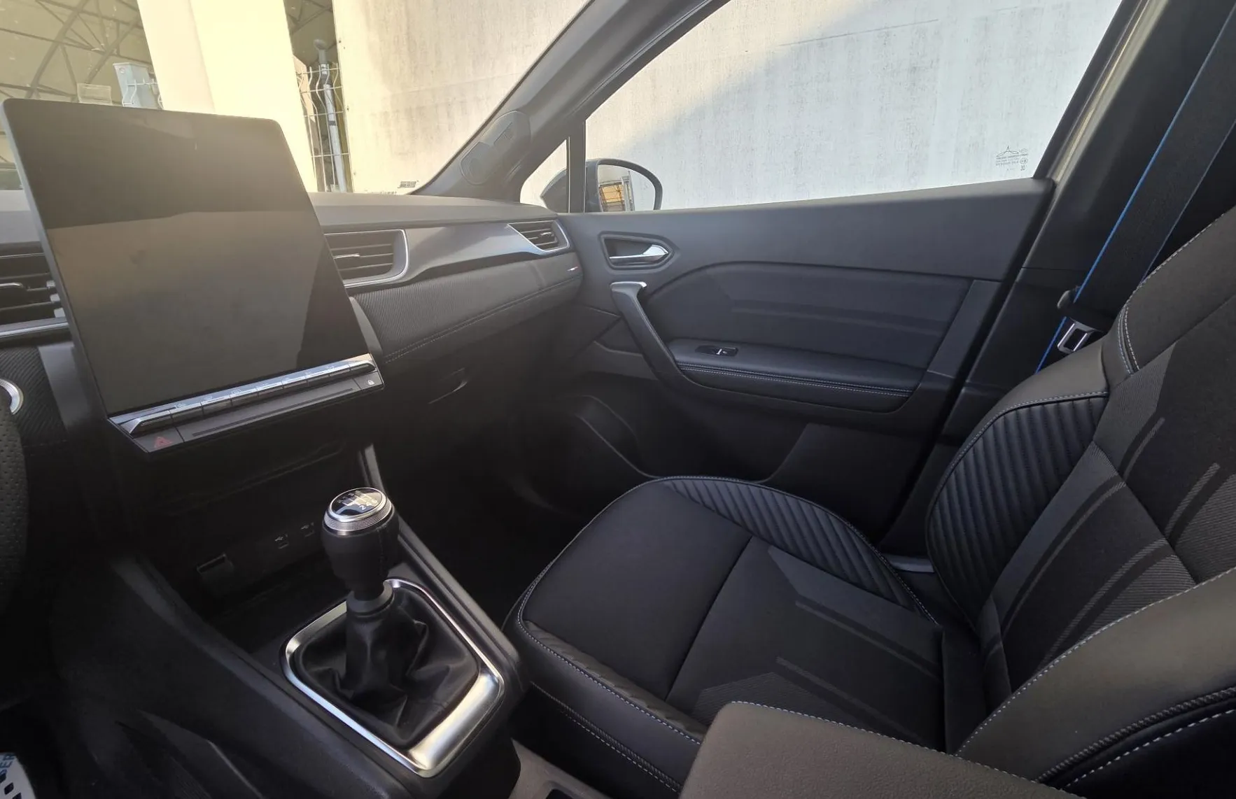 Zunanja slika - Renault Symbioz - Esprit Alpine TCe140 +Varnost+Parkiranje+Panorama - 14