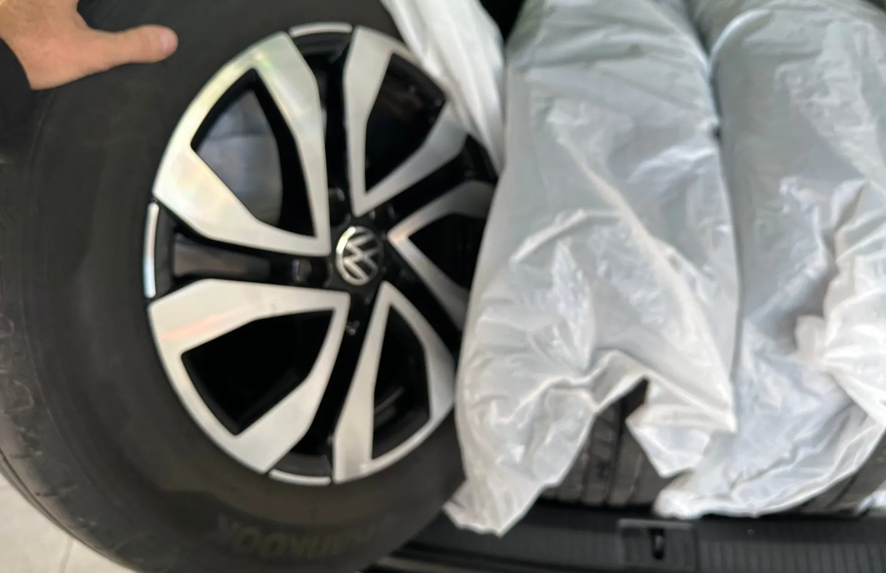 Zunanja slika - Volkswagen Tiguan - 2.0 TDI 110kW.NEMŠKI+4ALU.NAVI.AUT.GRET.SED.LED - 19