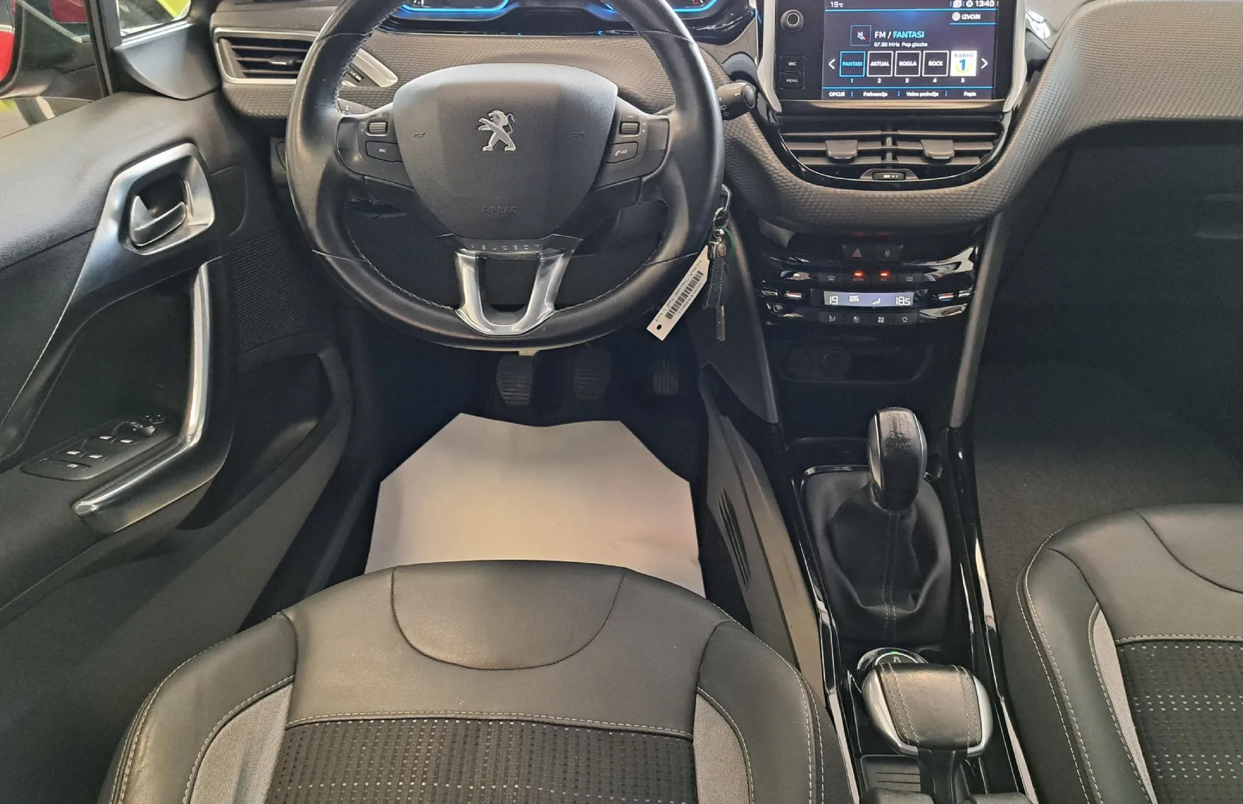 Zunanja slika - Peugeot 2008 - 1.5 BlueHDi 100 Stop Start ALLURE-SLO-LED-ODLIČEN- - 9