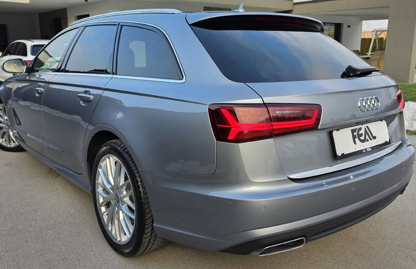 Zunanja slika - Audi A6 - Avant 3.0 TDI -S LINE-PANO-ACC-LED-USNJE-XENON-KAMERA- - 3